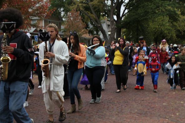 11235393 1045380148826985 1657198785862864939 o - Meadows Elementary to Host Annual Halloween Parade on October 31